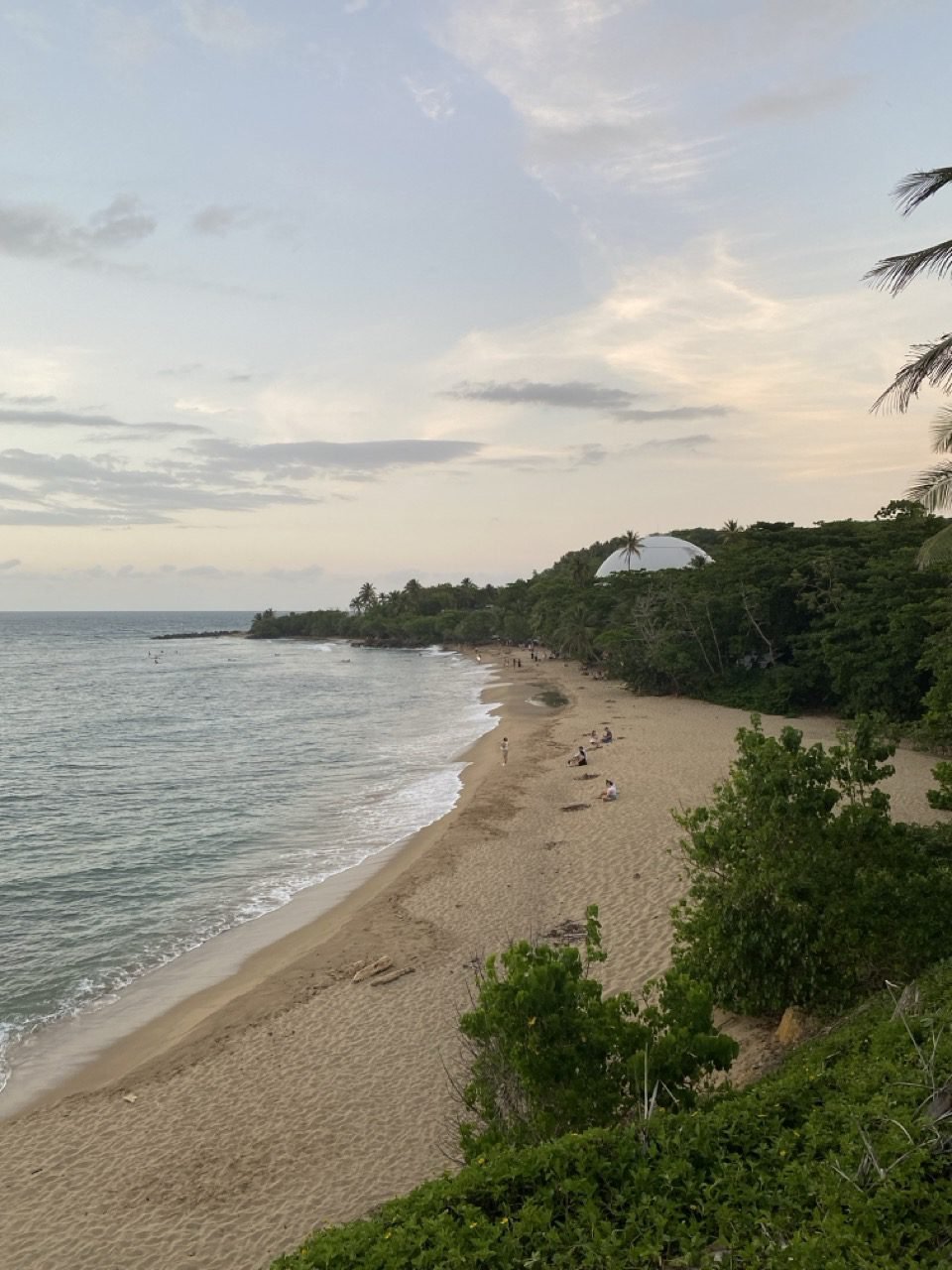 vista hacia la playa domes